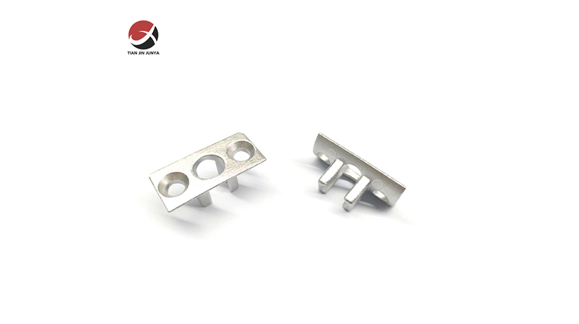 不(bu)鏽鋼鑄(zhu)造機械(xie)設備零(ling)部件（來(lái)圖來樣(yàng)定制加(jia)